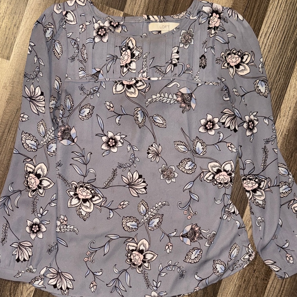 LOFT Women's Floral Blouse - Soft Gray